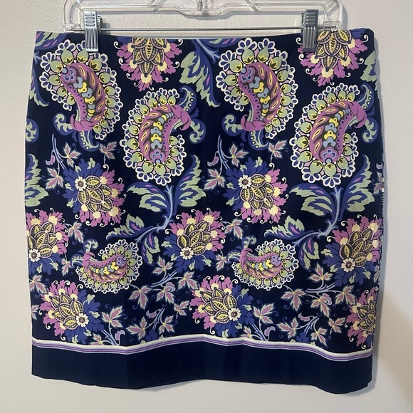 Talbots Pink and Purple Embellished Mini Pencil Skirt - Picture 2 of 9